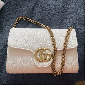 Gucci shoulder bag